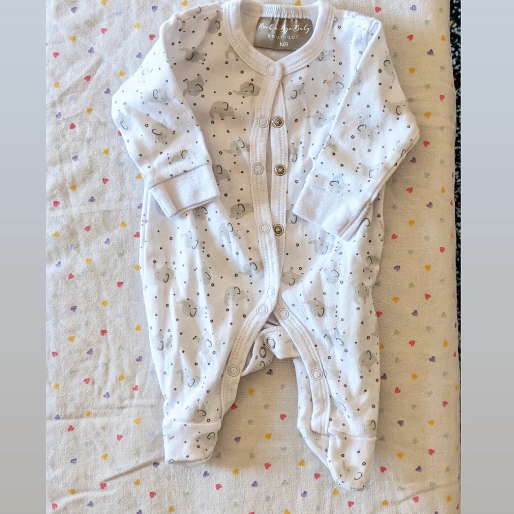 5/$25 Newborn elephant and stars sleeper